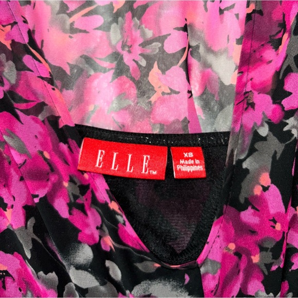 ELLE floral sheer blouse w/ black camisole & black lining // size XS - Picture 7 of 7